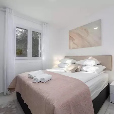 Holiday Vital - Luxury Casa vacanze Ždrelac